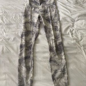 Lululemon Train Time 7/8 Leggings